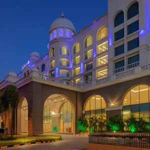 Radisson Blu Plaza ***** Mysore